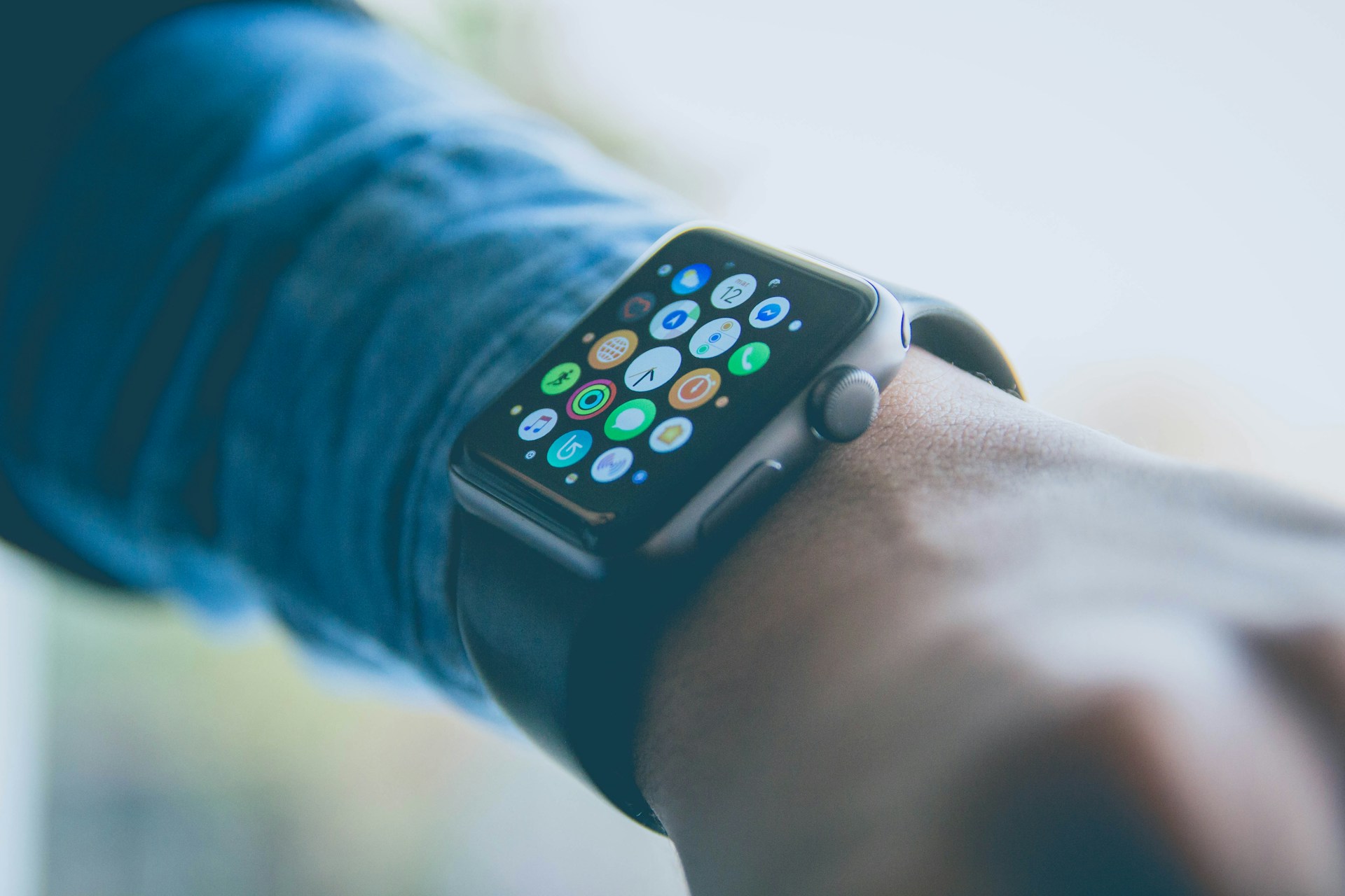 The Future on Your Wrist: Why a Smart Watch from Heartxtechn Is More Than Just a Timepiece